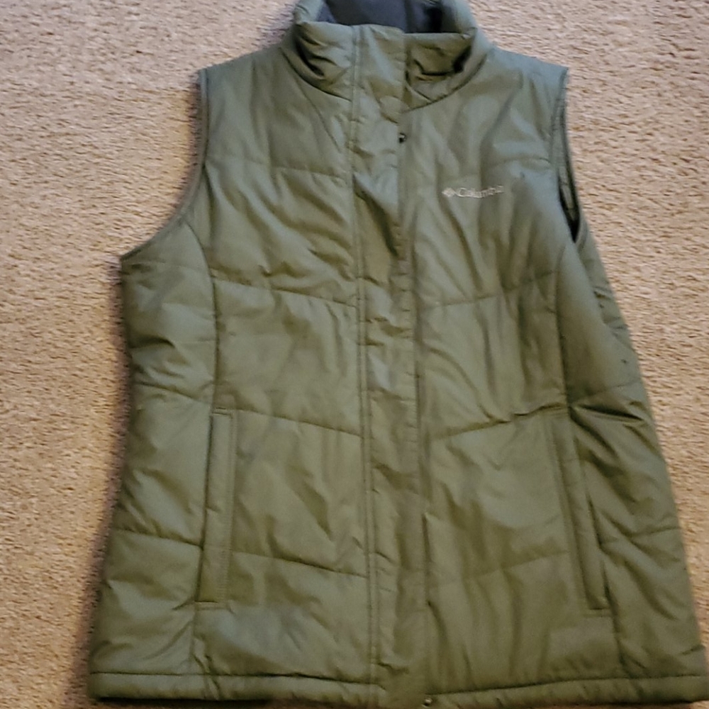 Olive columbia vest!